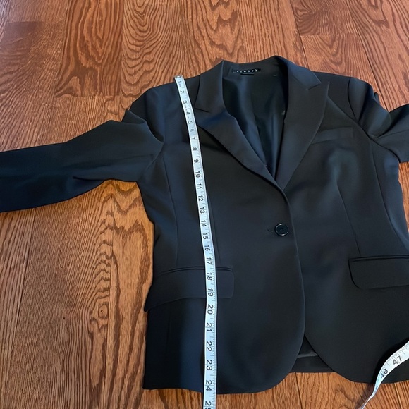 THEORY woman’s black blazer STRETCH WOOL Blend one button closure SMALL 10 (6-8) - Picture 14 of 16